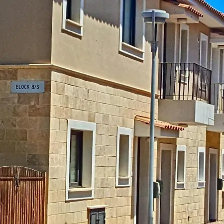 Kapparis Town House بيت للعطل باراليمني