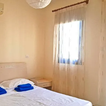 Kapparis Town House Дом отдыха Паралимни