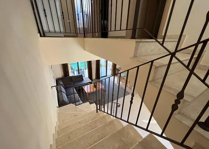 Kapparis Town House 펜션